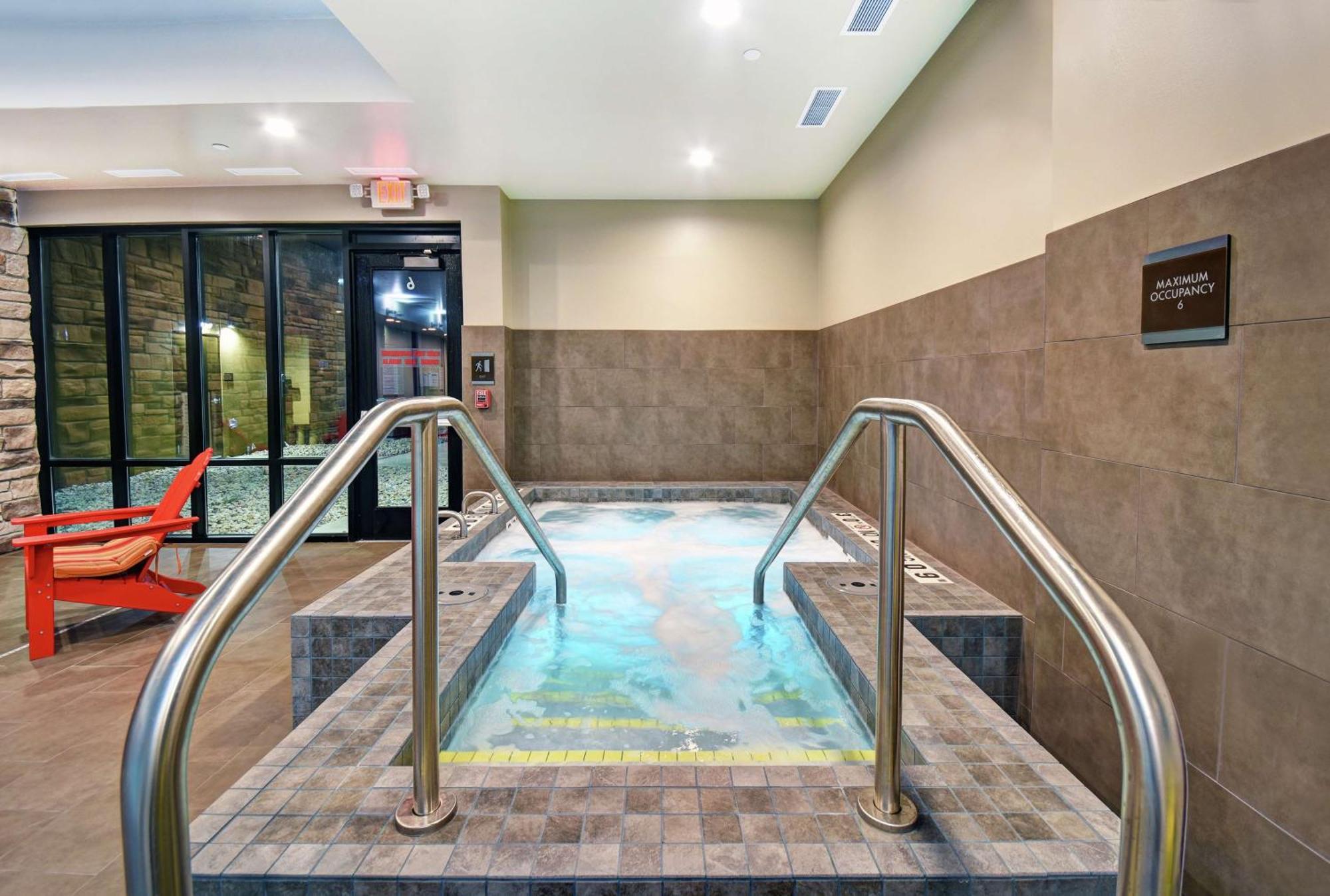 Home2 Suites By Hilton Beloit Esterno foto