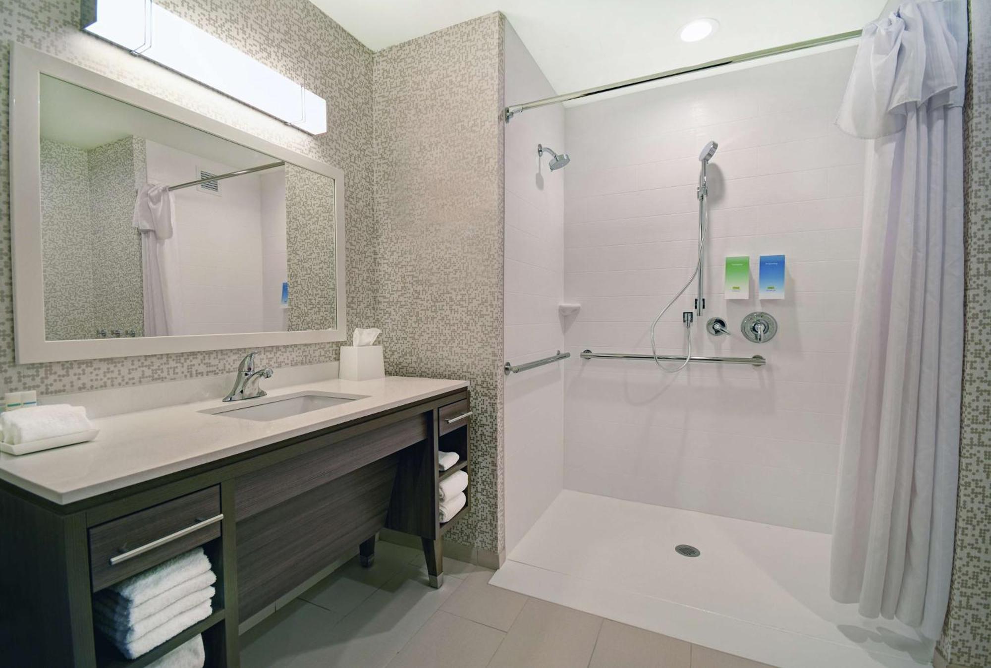 Home2 Suites By Hilton Beloit Esterno foto